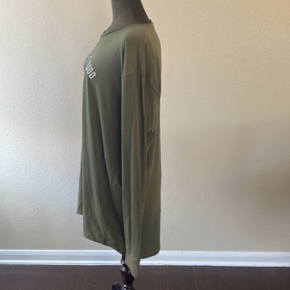 Lularoe Long Sleeved Hudson size XL - Picture 2 of 4